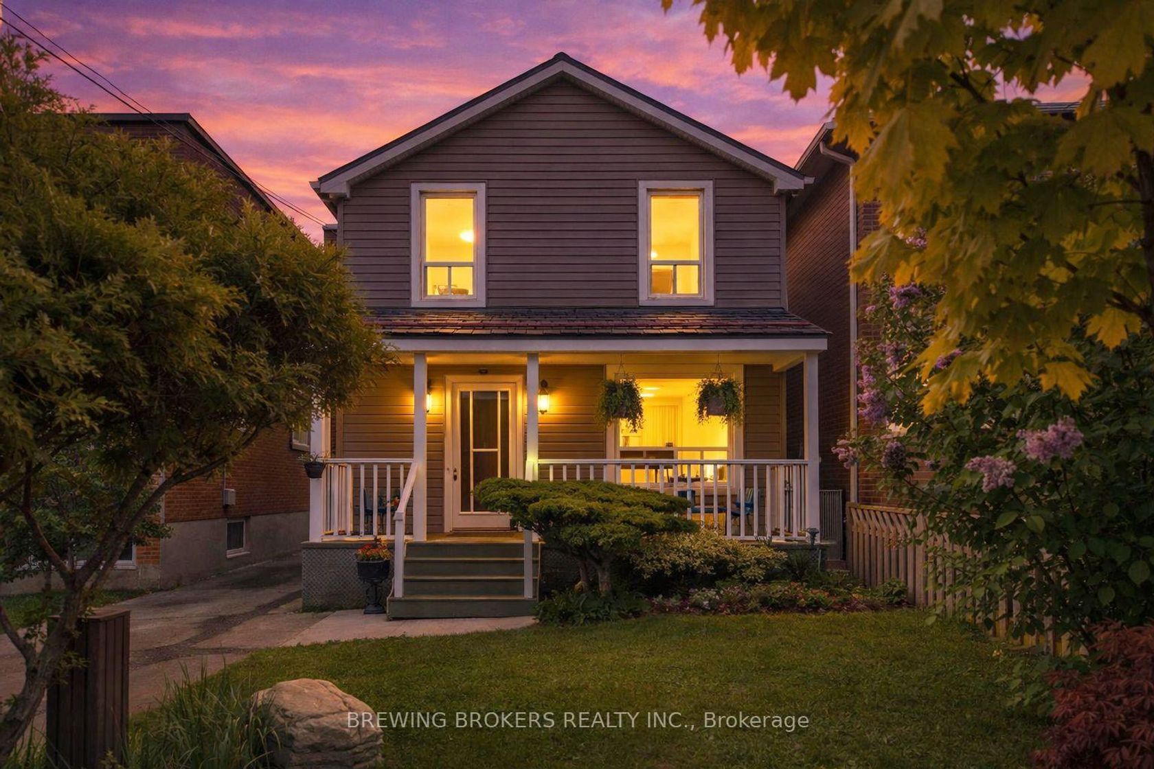 72 Thirteenth Street, New Toronto, Toronto 