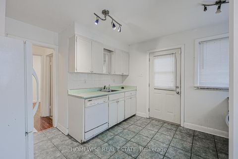 Photo 3 at 159 Alfred Avenue, Willowdale East, Toronto