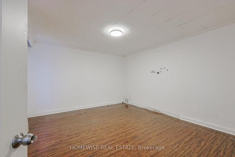 Photo 9 at 159 Alfred Avenue, Willowdale East, Toronto