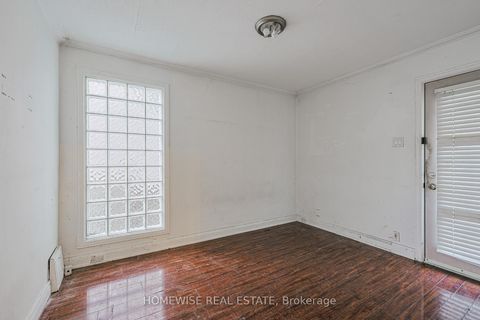 Photo 17 at 159 Alfred Avenue, Willowdale East, Toronto