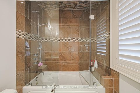 Photo 33 at 2706 Bayview Avenue, Windfields, Toronto