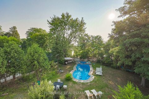 Photo 36 at 2706 Bayview Avenue, Windfields, Toronto