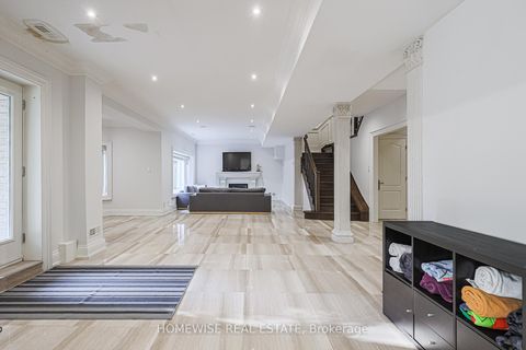 Photo 41 at 2706 Bayview Avenue, Windfields, Toronto