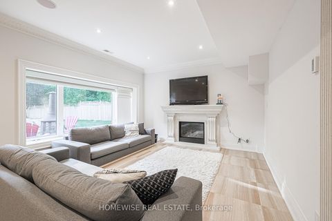 Photo 42 at 2706 Bayview Avenue, Windfields, Toronto