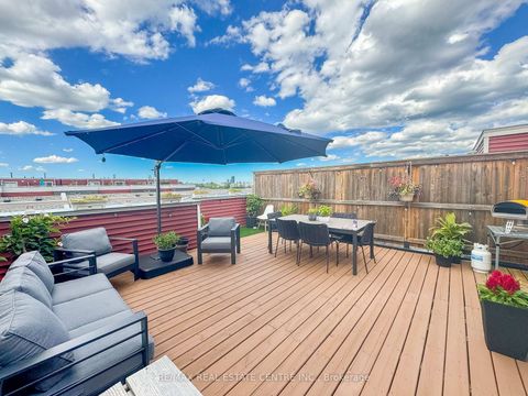 Photo 41 at 10 - 125 Long Branch Avenue, Long Branch, Toronto