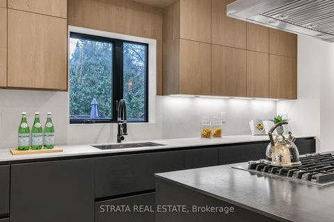 Photo 5 at 354 Cleveland Street, Mount Pleasant East, Toronto