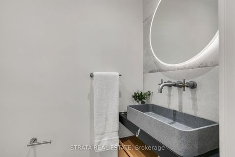 Photo 7 at 354 Cleveland Street, Mount Pleasant East, Toronto