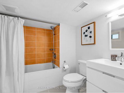 Photo 21 at 319 Wychwood Avenue, Cedarvale, Toronto