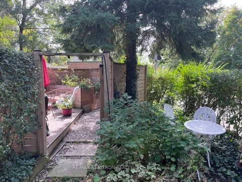 Photo 27 at 319 Wychwood Avenue, Cedarvale, Toronto