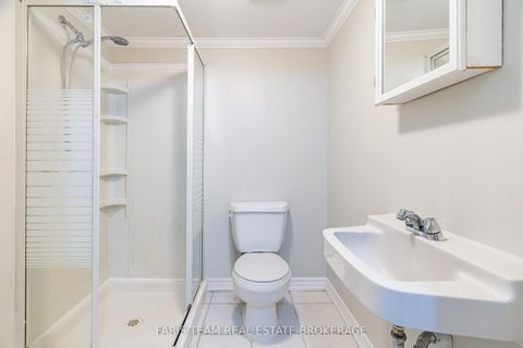 Photo 32 at 18 Newton Street, Wellington, Barrie