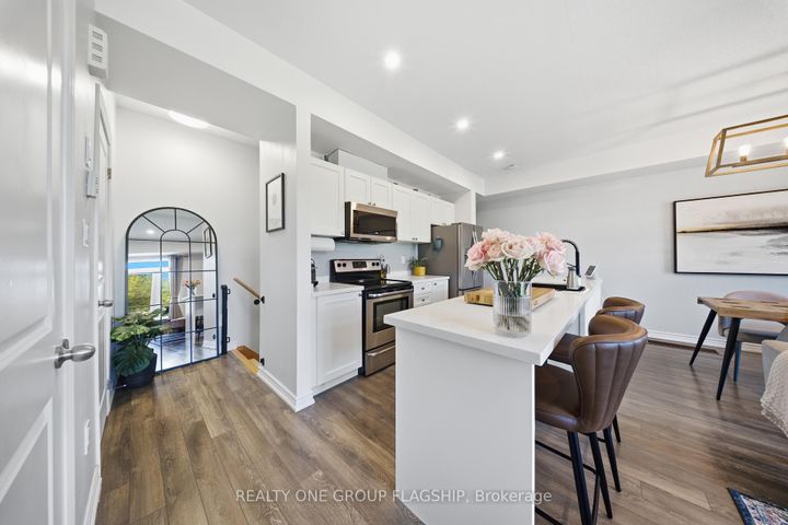 Photo 7 at 2613 Garrison Crossing, Duffin Heights, Pickering