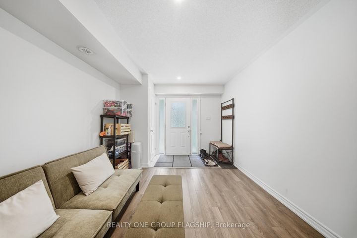 Photo 36 at 2613 Garrison Crossing, Duffin Heights, Pickering