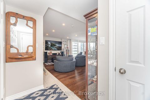 Photo 3 at 2007 - 55 Centre Avenue, Bay Street Corridor, Toronto