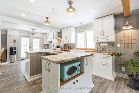 Photo 6 at 26832 Park Road, Sutton & Jackson's Point, Georgina