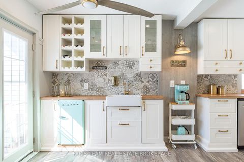 Photo 13 at 26832 Park Road, Sutton & Jackson's Point, Georgina