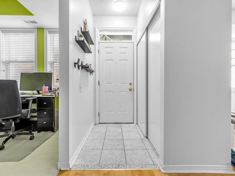 Photo 5 at 147 - 760 Lawrence Avenue W, Glen Park, Toronto