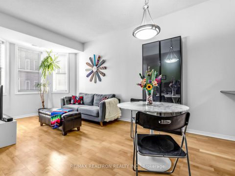 Photo 11 at 147 - 760 Lawrence Avenue W, Glen Park, Toronto