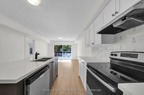 Photo 3 at 327 Anderson Avenue, McLaughlin, Oshawa