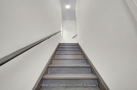 Photo 12 at 327 Anderson Avenue, McLaughlin, Oshawa