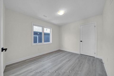 Photo 16 at 327 Anderson Avenue, McLaughlin, Oshawa