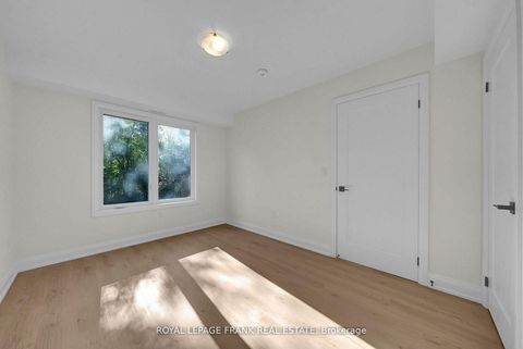 Photo 17 at 327 Anderson Avenue, McLaughlin, Oshawa