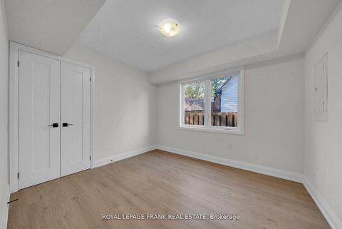 Photo 28 at 327 Anderson Avenue, McLaughlin, Oshawa