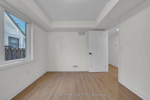 Photo 29 at 327 Anderson Avenue, McLaughlin, Oshawa