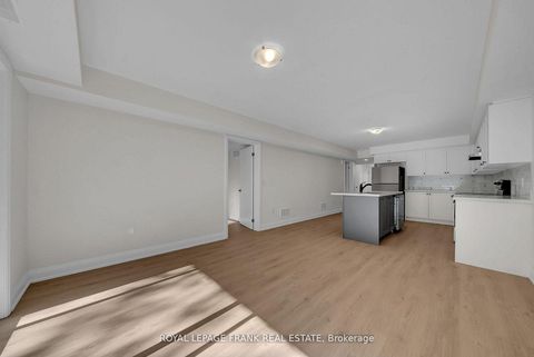 Photo 4 at 329 Anderson Avenue, McLaughlin, Oshawa