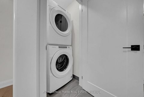 Photo 11 at 329 Anderson Avenue, McLaughlin, Oshawa