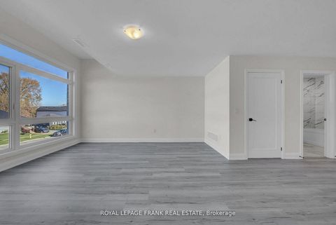 Photo 14 at 329 Anderson Avenue, McLaughlin, Oshawa