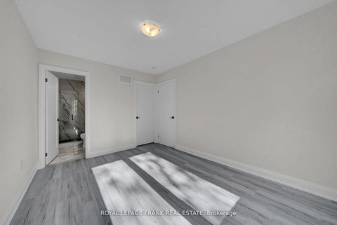 Photo 23 at 329 Anderson Avenue, McLaughlin, Oshawa