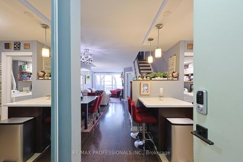 Photo 1 at 318 - 364 The East Mall Street, City Centre West, Toronto