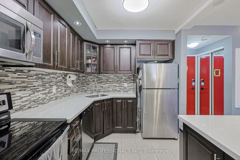 Photo 4 at 318 - 364 The East Mall Street, City Centre West, Toronto