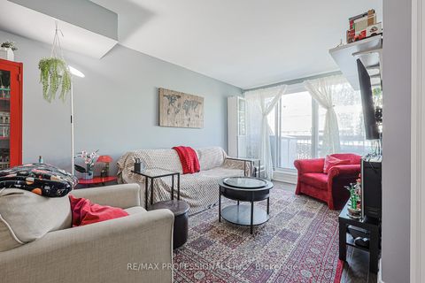 Photo 10 at 318 - 364 The East Mall Street, City Centre West, Toronto