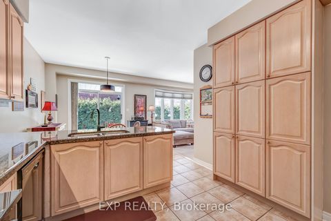 Photo 12 at 56 Moreau Trail, Birchmount, Toronto