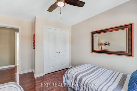 Photo 31 at 56 Moreau Trail, Birchmount, Toronto