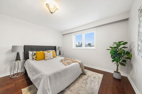 Photo 29 at 84 Bestview Drive, Steeles, Toronto