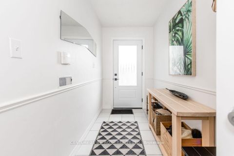 Photo 3 at 782 Chestnut Street, Rural Innisfil, Innisfil