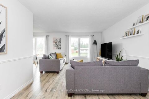 Photo 7 at 782 Chestnut Street, Rural Innisfil, Innisfil