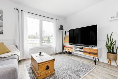 Photo 8 at 782 Chestnut Street, Rural Innisfil, Innisfil