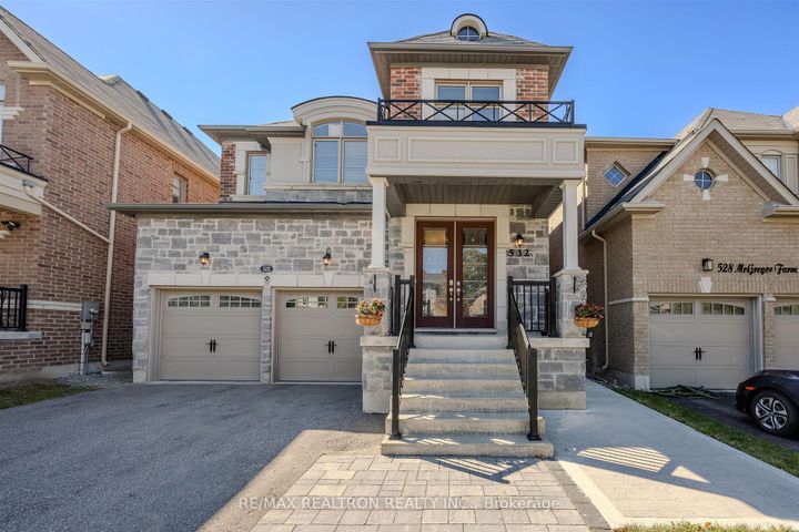 Photo 5 at 532 Mcgregor Farm Trail, Glenway Estates, Newmarket