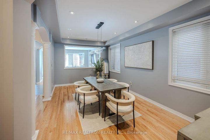 Photo 12 at 532 Mcgregor Farm Trail, Glenway Estates, Newmarket