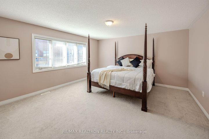 Photo 22 at 532 Mcgregor Farm Trail, Glenway Estates, Newmarket