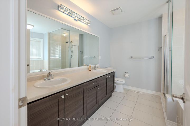 Photo 24 at 532 Mcgregor Farm Trail, Glenway Estates, Newmarket