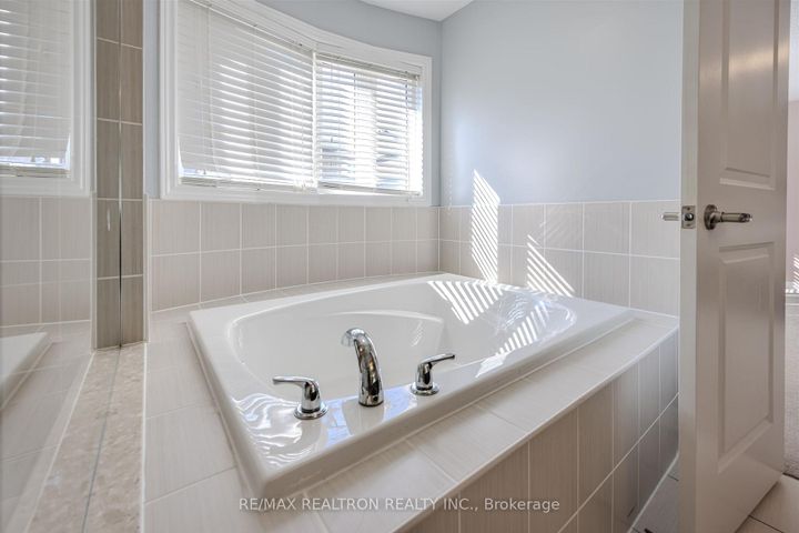 Photo 25 at 532 Mcgregor Farm Trail, Glenway Estates, Newmarket