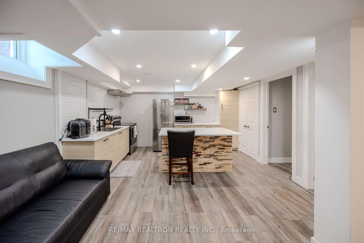 Photo 37 at 532 Mcgregor Farm Trail, Glenway Estates, Newmarket