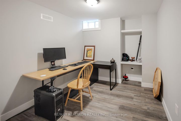 Photo 39 at 532 Mcgregor Farm Trail, Glenway Estates, Newmarket