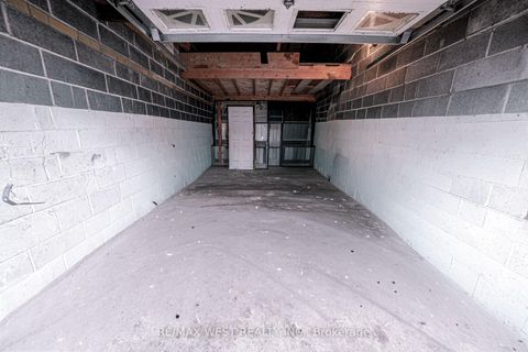 Photo 24 at 812 Kennedy Road, Ionview, Toronto