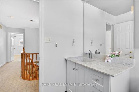 Photo 22 at 28 Hawkins Drive, Ardagh, Barrie