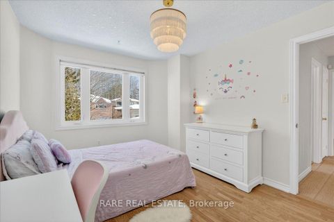 Photo 26 at 28 Hawkins Drive, Ardagh, Barrie